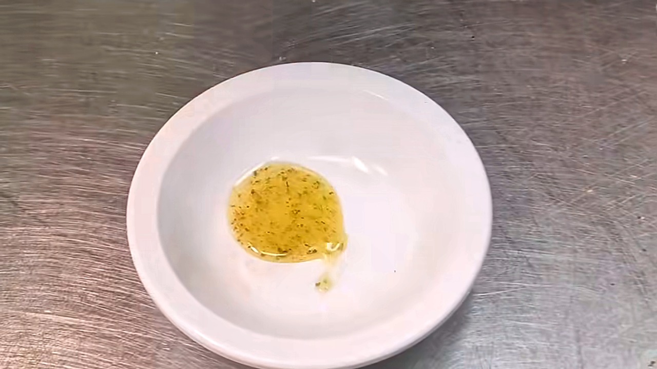 Vivaldi's Homemade Italian Salad Dressing